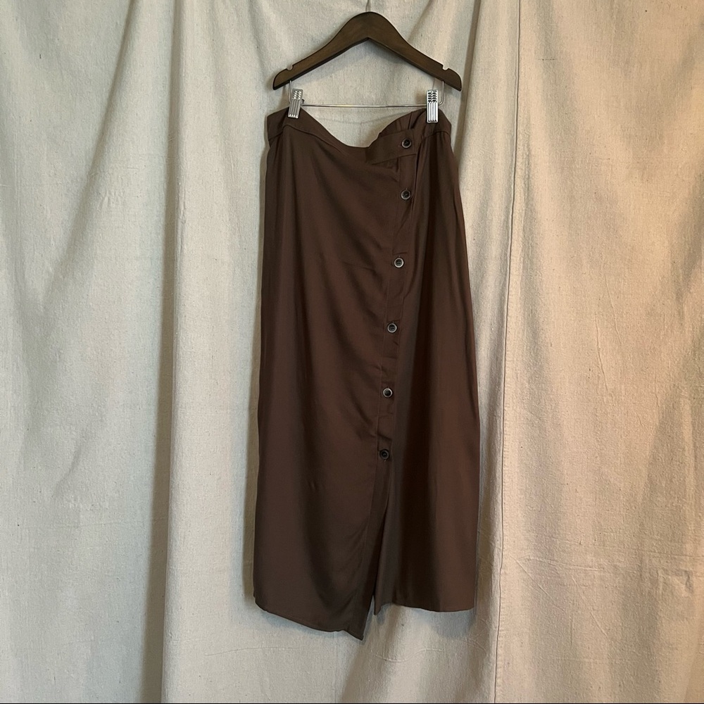 Lovely khaki skirt